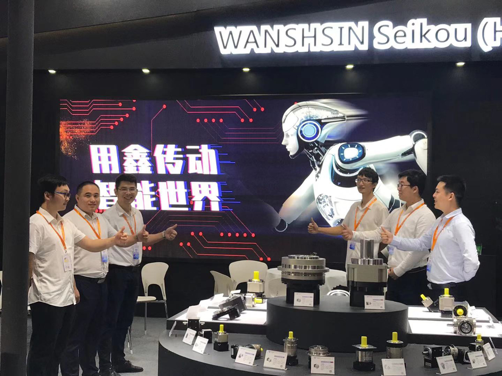 萬鑫新品亮相中國裝備制造業最具影響力的國際工業品牌展