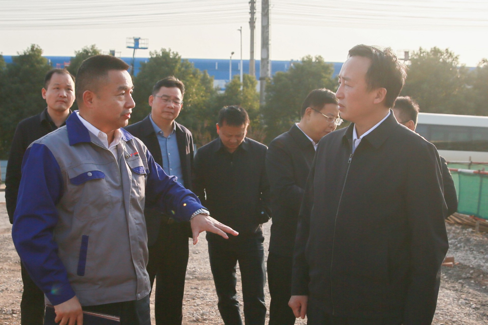 萬鑫之聲｜寧鄉市委副書記、市長黃滔蒞臨萬鑫精工開展“走找想促”調研